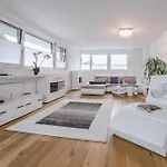 Luxury Silvia By We Rent *