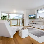 Luxury Silvia By We Rent Apartment *