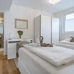 Luxury Silvia By We Rent Apartment